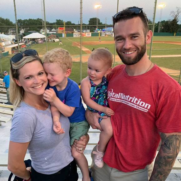 Meet your Posher, Elyce - Picture 1 of 1